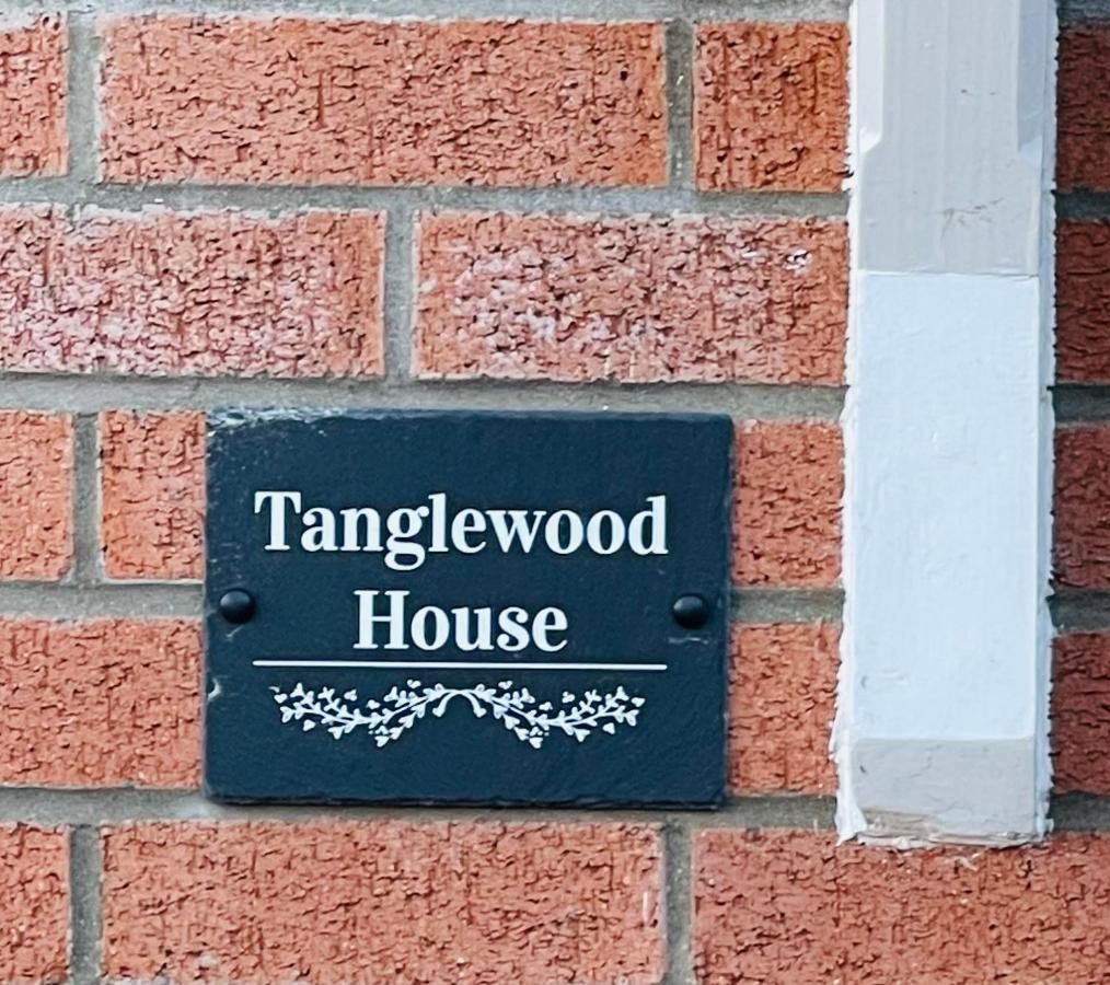 Willa Tanglewood House Abergavenny With Private Parking Zewnętrze zdjęcie